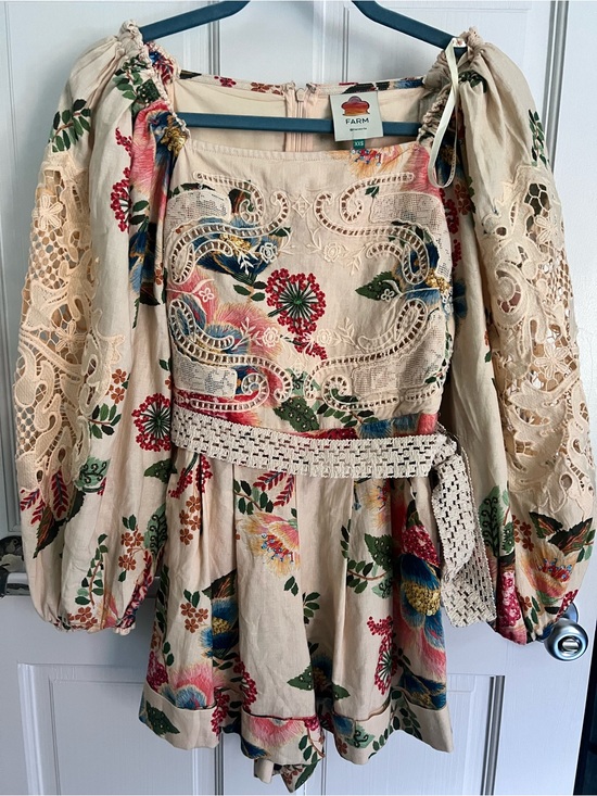 FARM Rio Pants - FARM Rio Cream Floral Embroidered shorts romper